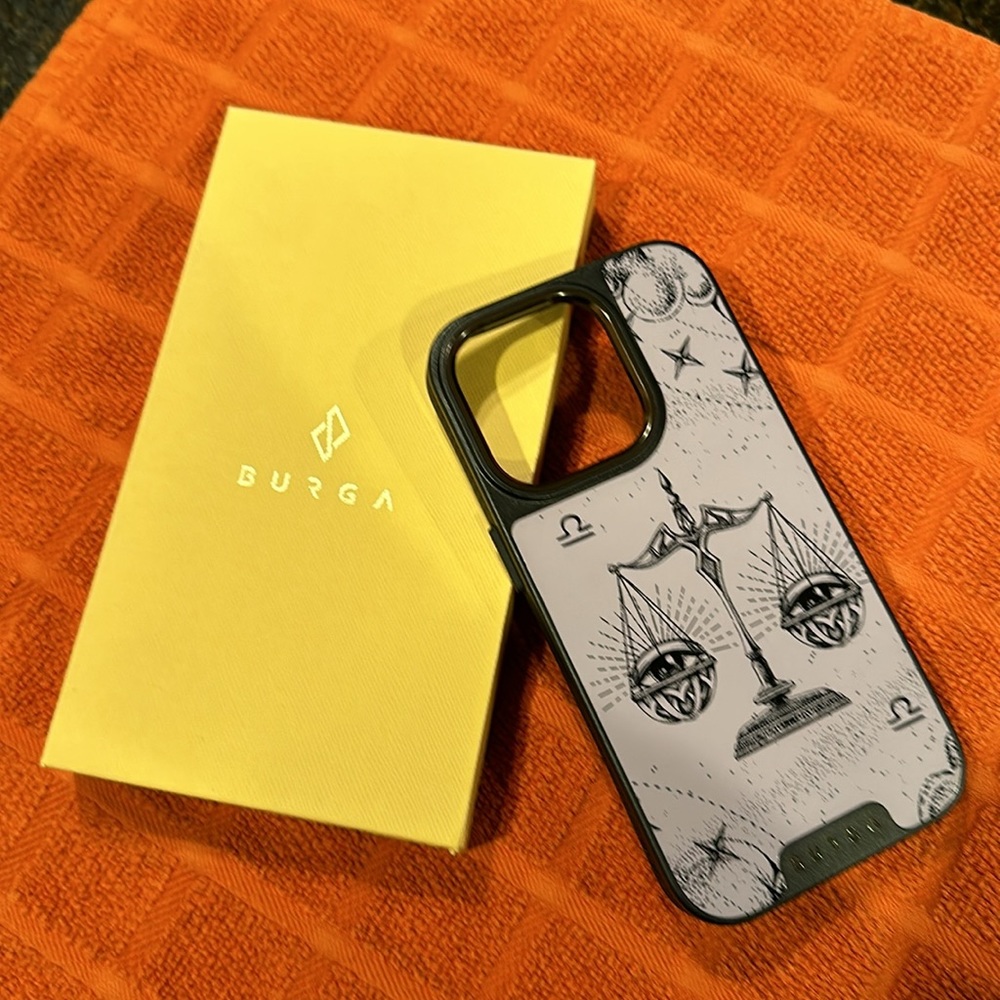 BURGA Elite MagSafe iPhone 14 Pro case